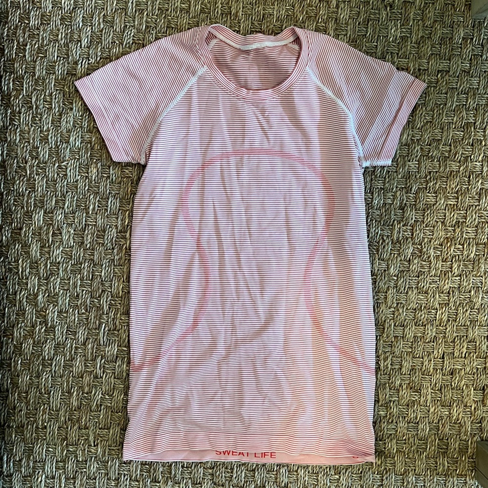 Lululemon Swiftly Tech Short Sleeve 2.0 *Stripe